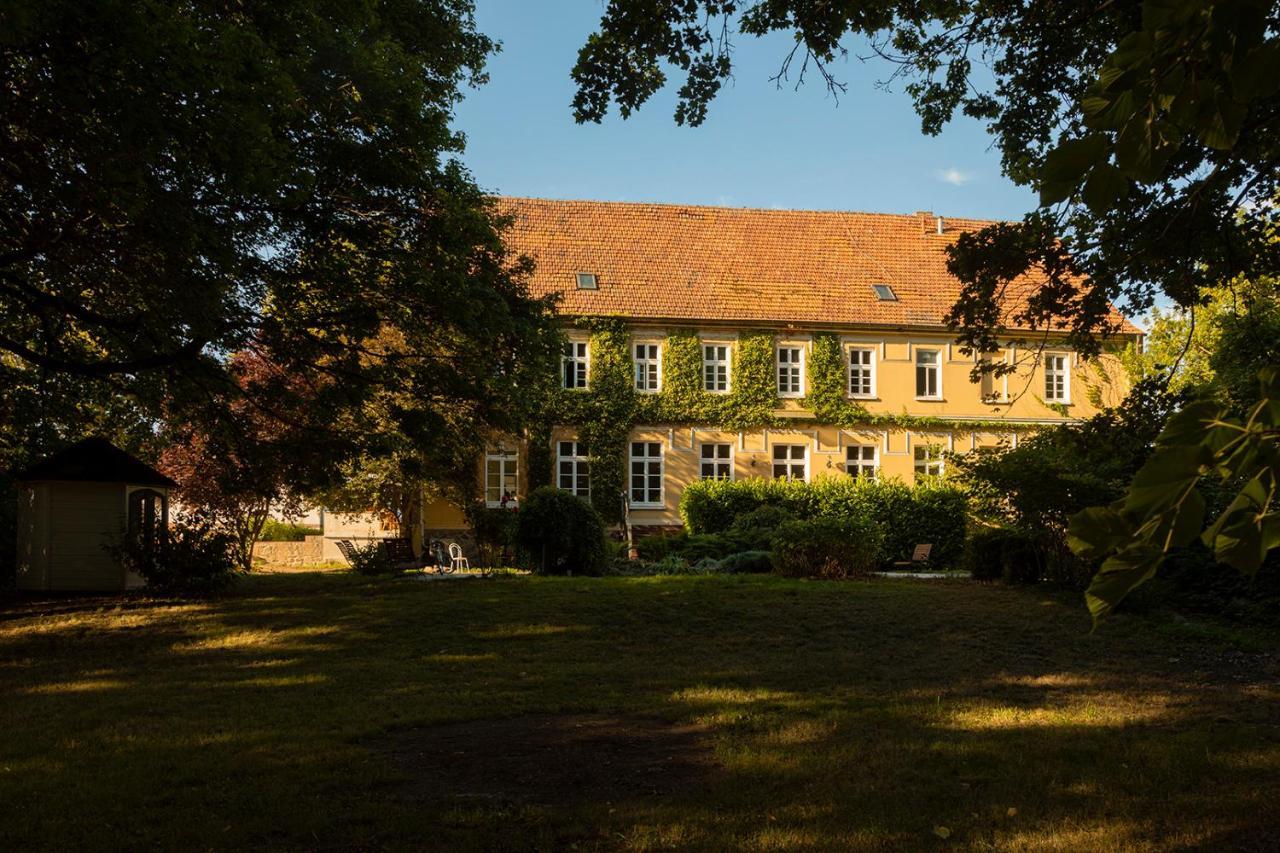 Gutshauszimmer Neu Gaarz Εξωτερικό φωτογραφία