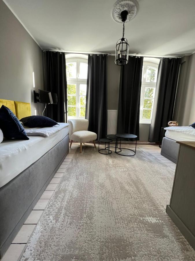 Gutshauszimmer Neu Gaarz Εξωτερικό φωτογραφία
